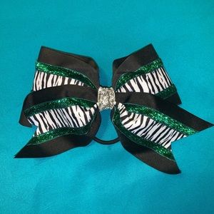 Cheer bow